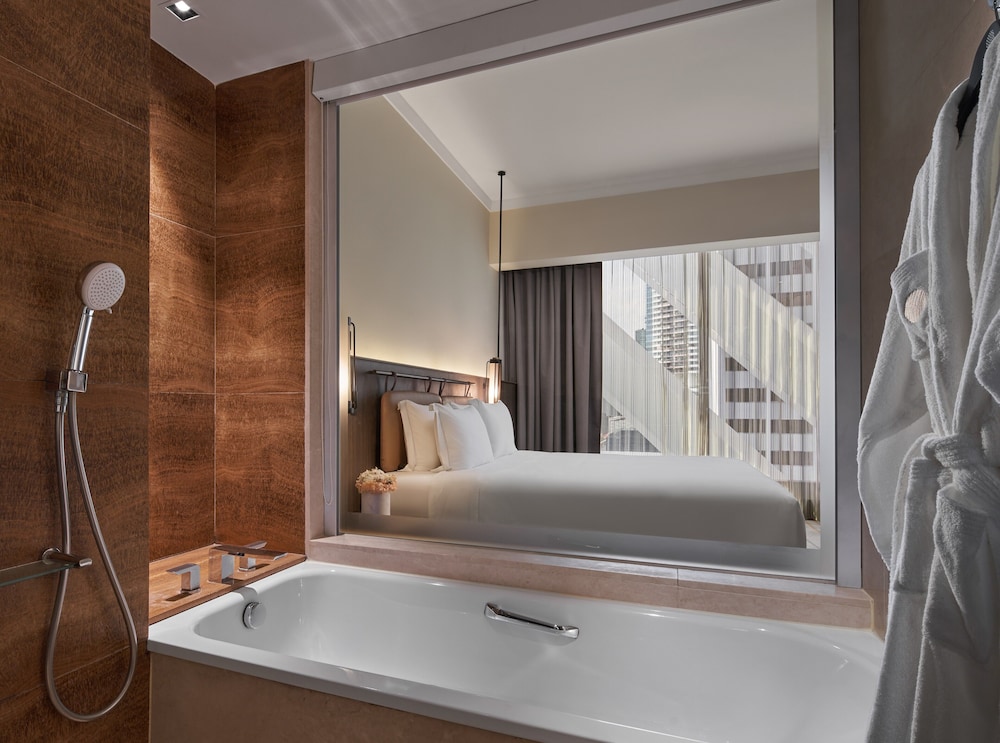 Deluxe Room, 2 Twin Beds (Orchard Paragon) photo 2