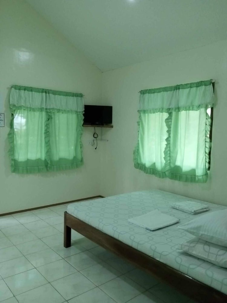 Room, 1 Bedroom, Balcony, Garden View