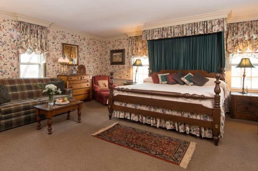 Deluxe Room, 1 King Bed