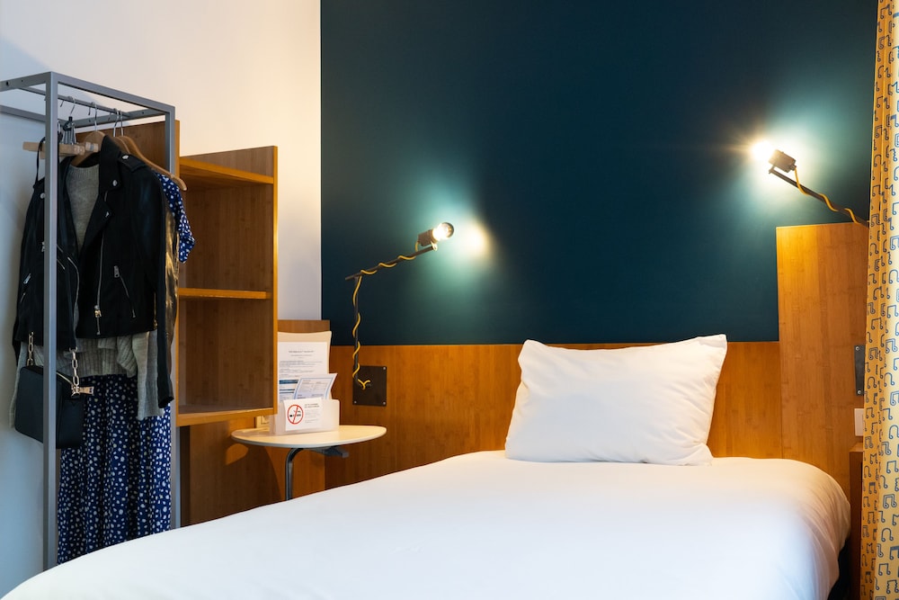 Standard Room, 1 Double Bed - Photo 3