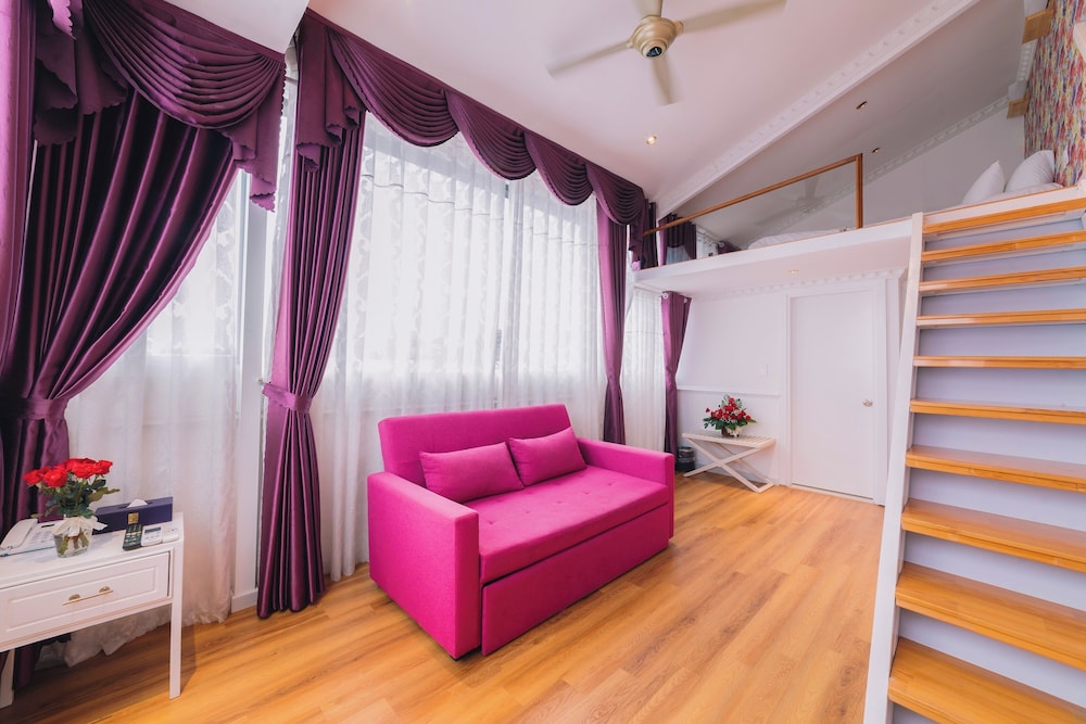 Deluxe Studio, City View - Photo 11