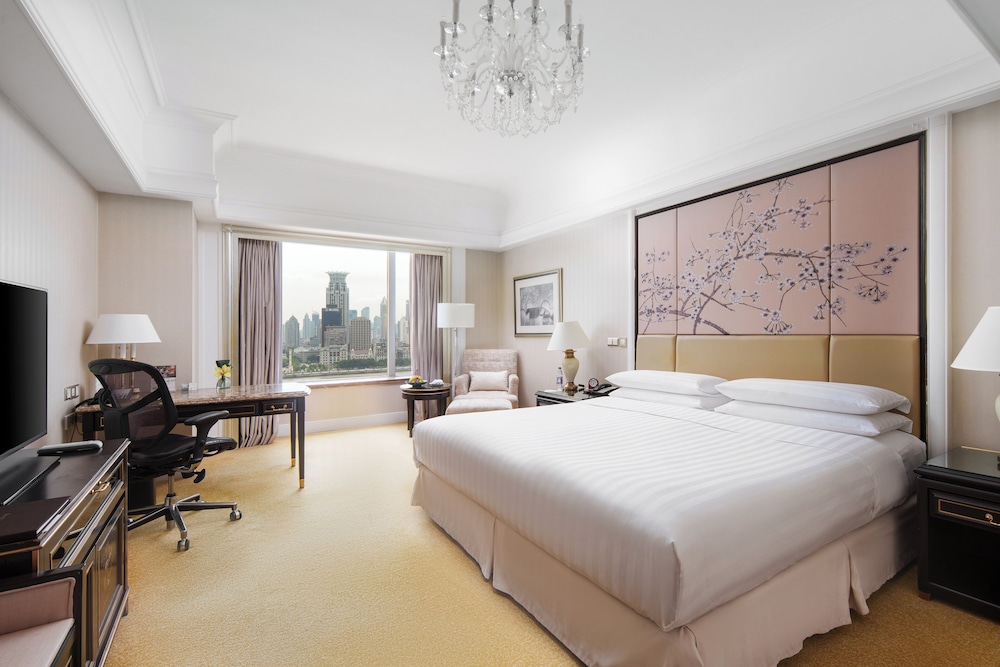 River Wing Deluxe Bund View 1 King