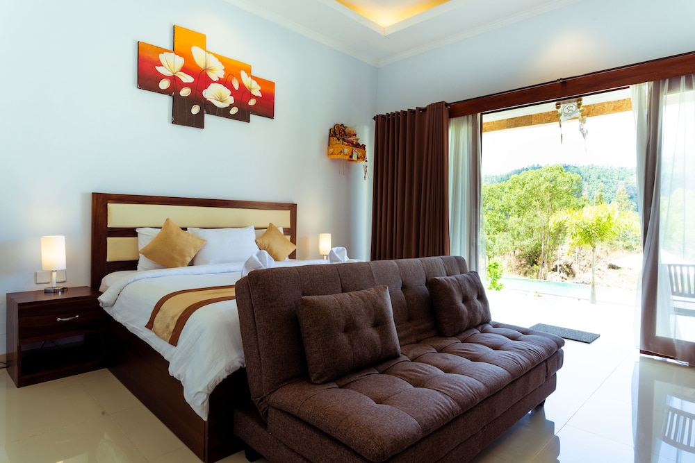 Deluxe Suite, 1 King Bed, Mountain View - Photo 20