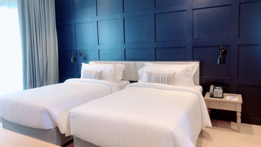 Garden Wing Deluxe Room (Twin Bed) - Photo 2