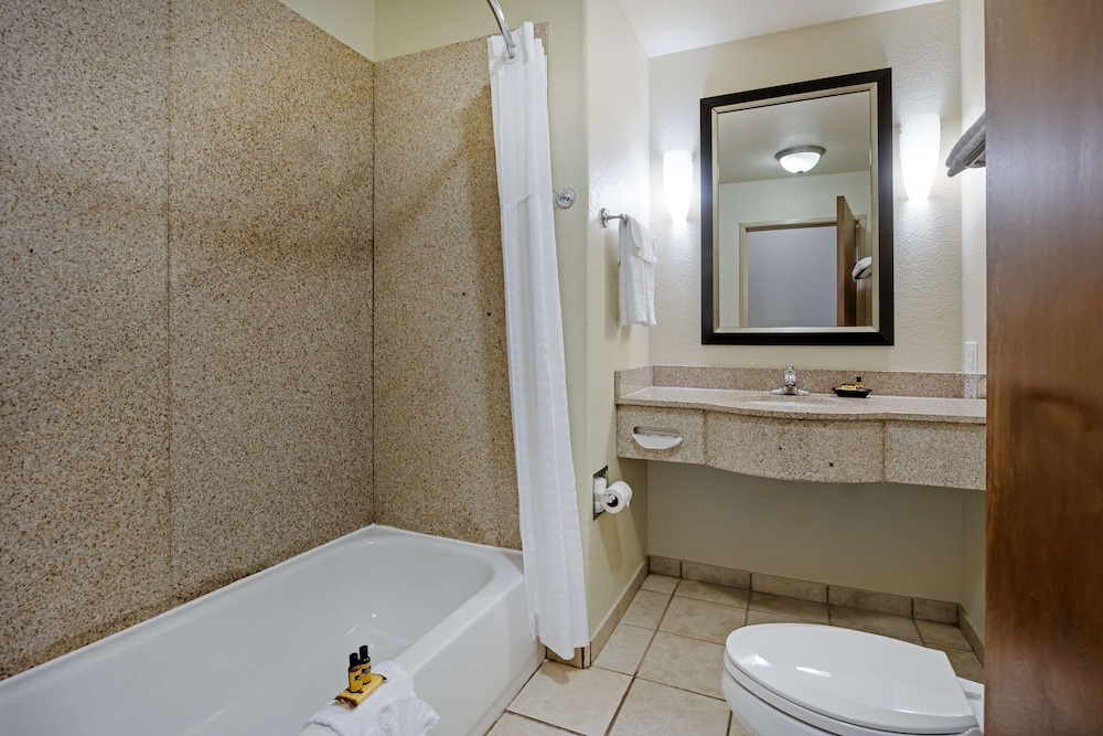 Standard Room, 2 Queen Beds, Non Smoking, Kitchenette photo 3