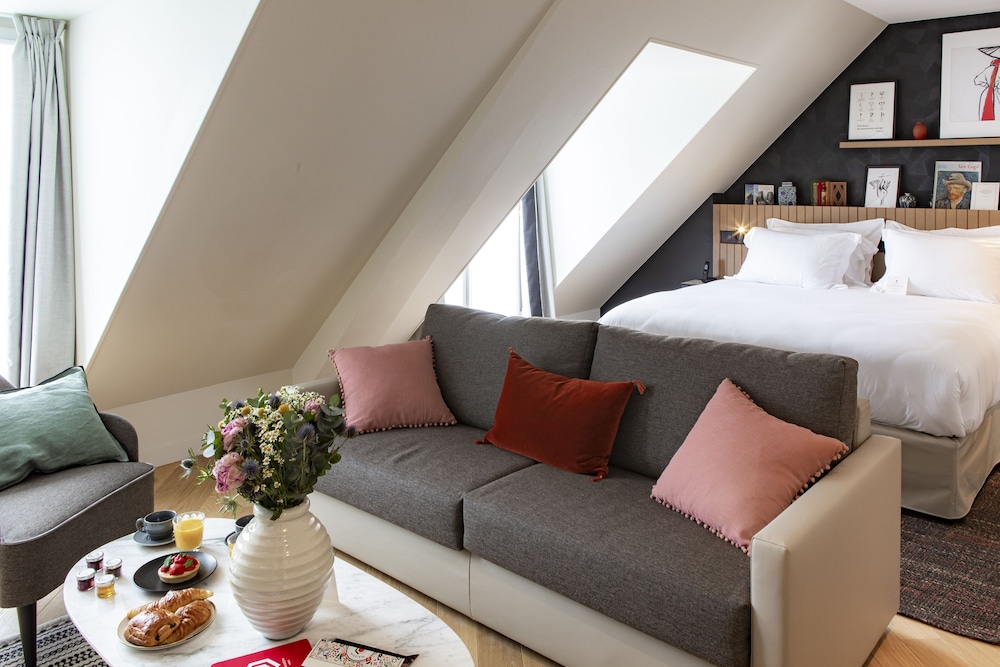 Suite Reine Mère