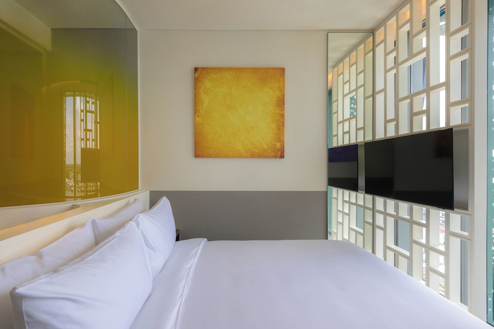 Room, 1 Queen Bed, City View