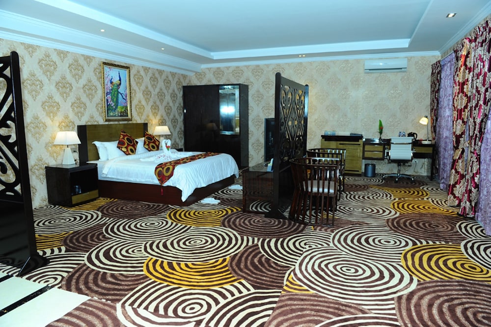Junior Double Room