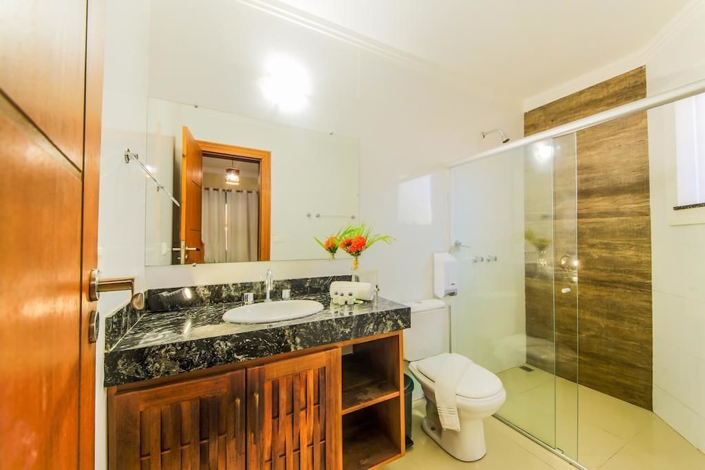 Deluxe Suite - Photo 2