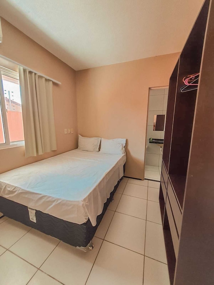 Single Room, Pool View photo 1