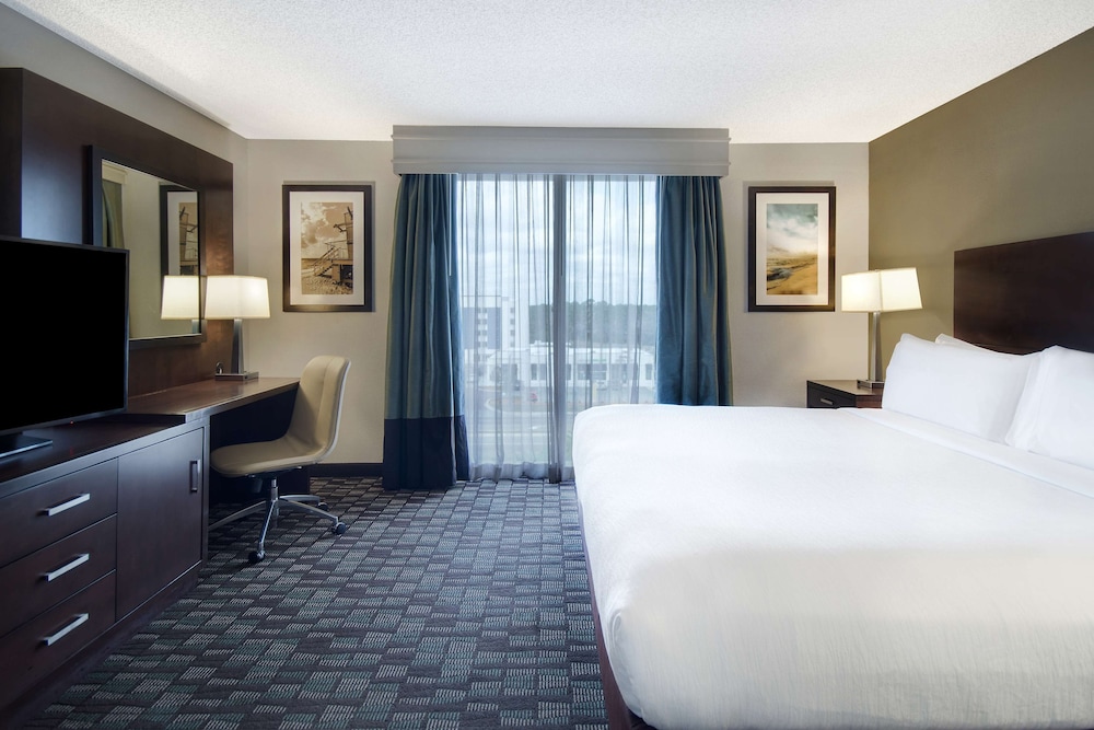 Room, 1 King Bed (Atrium Building) - Photo 1
