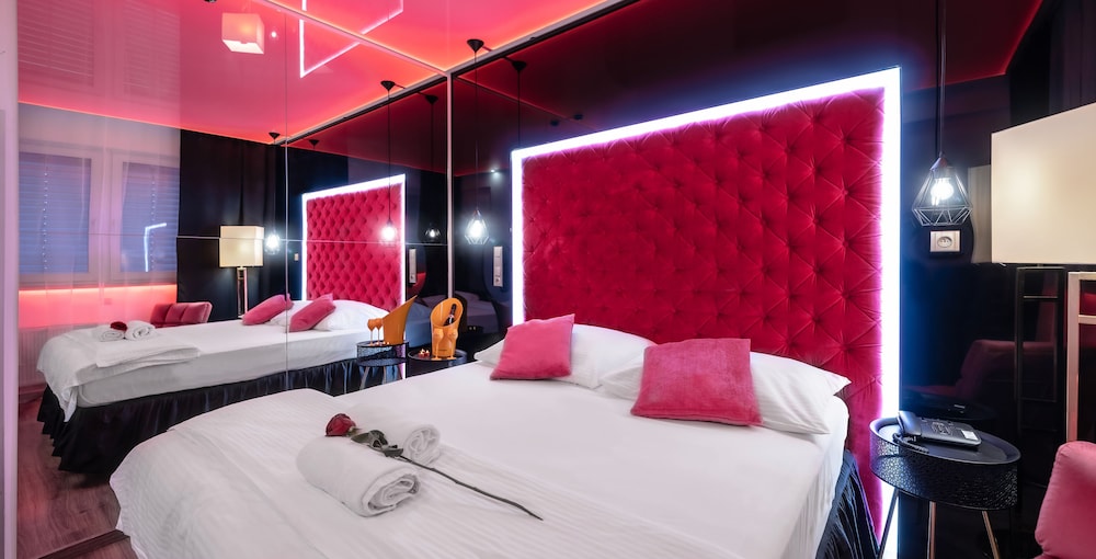 Pink double with free pool access