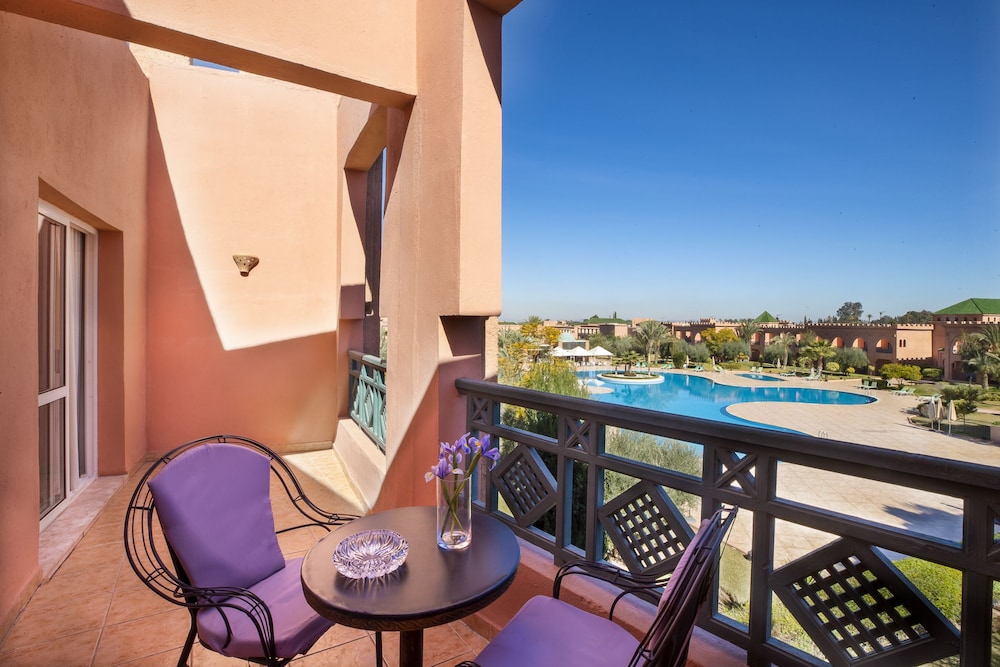 Twin Room, Pool View - Photo 5