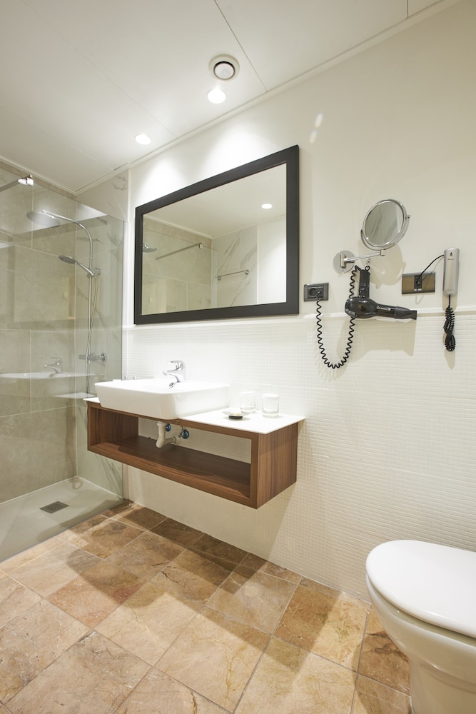 Superior Double Room - Photo 13