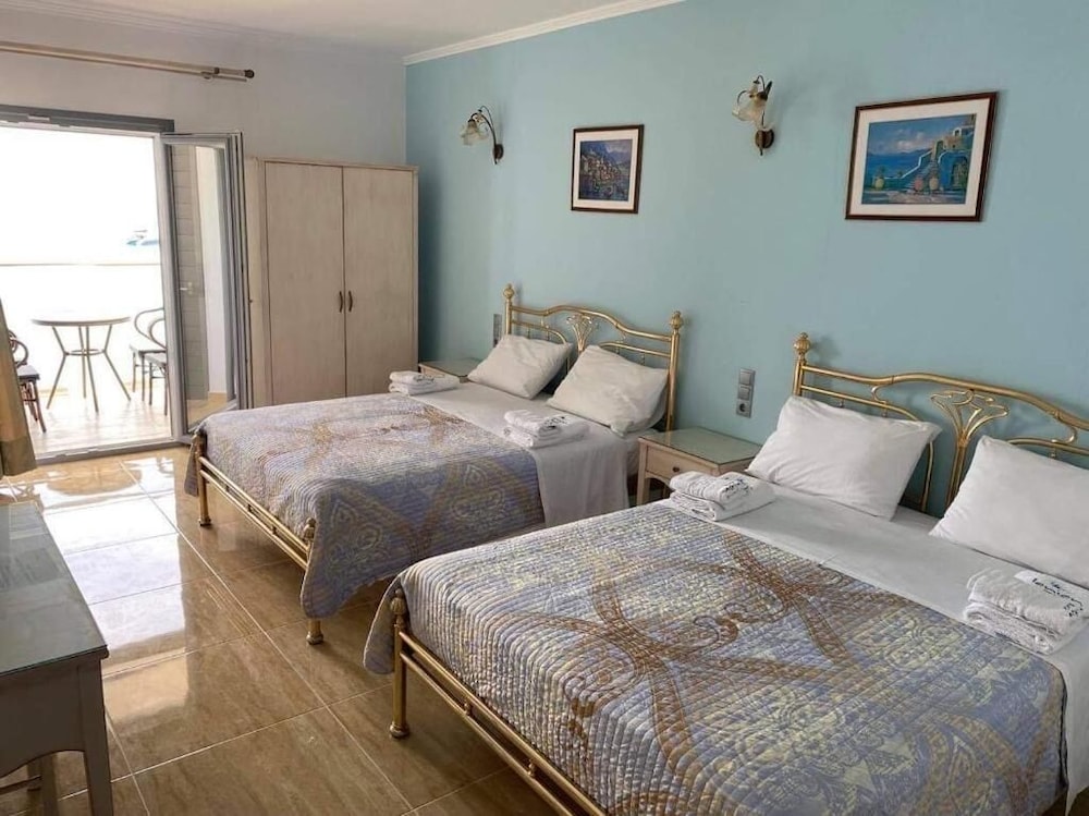 Family Room, Sea View - Photo 1