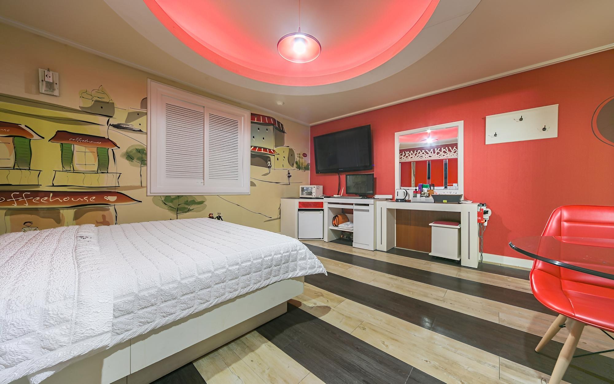 Room (Regular room-13 o'clock entrance) - Photo 4