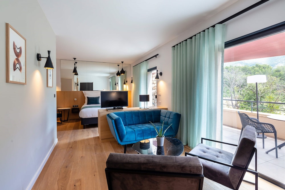 Suite (Prestige) photo 1