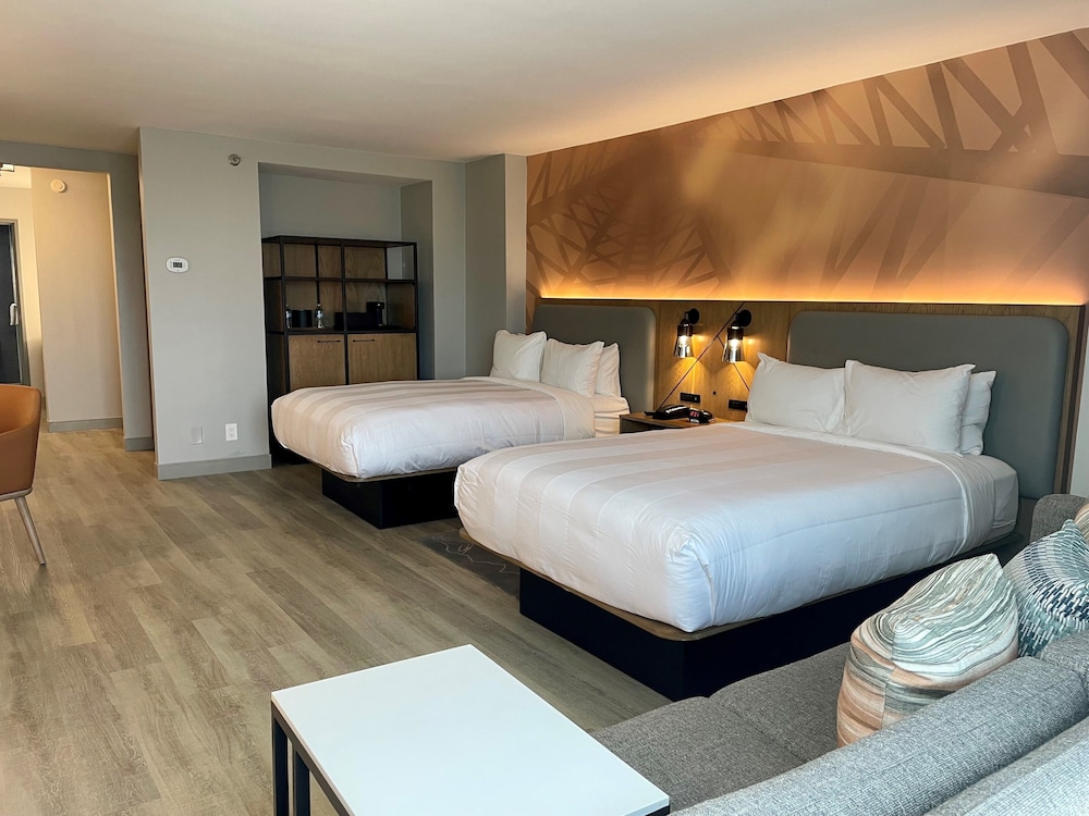 Room, 2 Double Beds (Hearing Accessible) - Photo 6