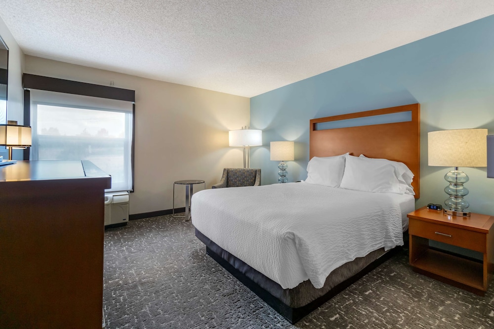 Standard Room, 1 Queen Bed, Accessible, Non Smoking - Photo 1