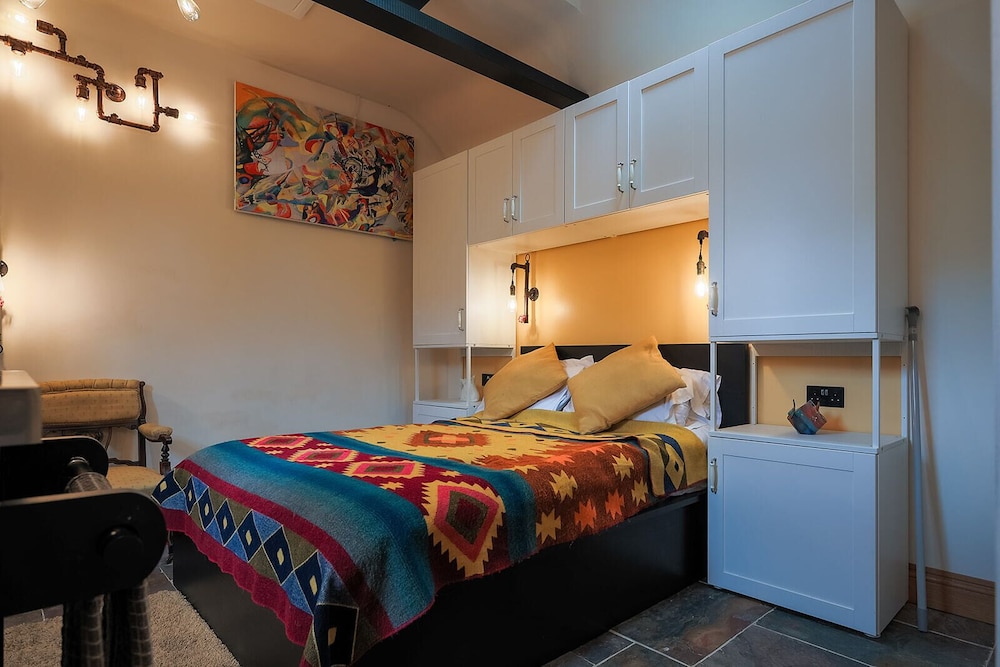 Exclusive Apartment photo 1