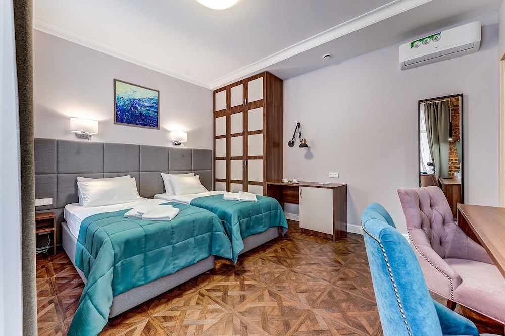 Basic Twin Room, 2 Twin Beds, Non Smoking photo 2