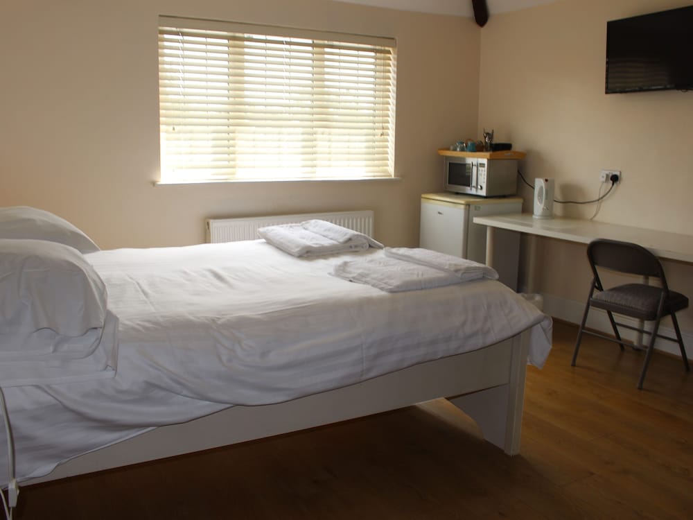 Standard Suite, Shared Bathroom (Large) photo 2
