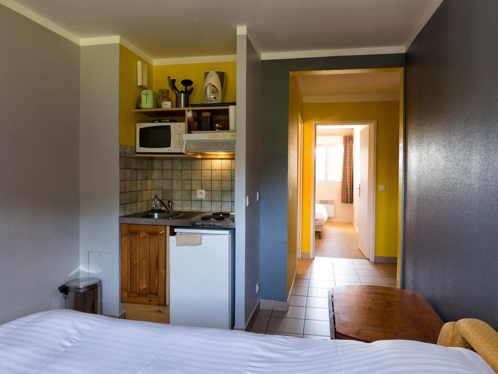 Superior Suite, 1 Bedroom - Photo 2