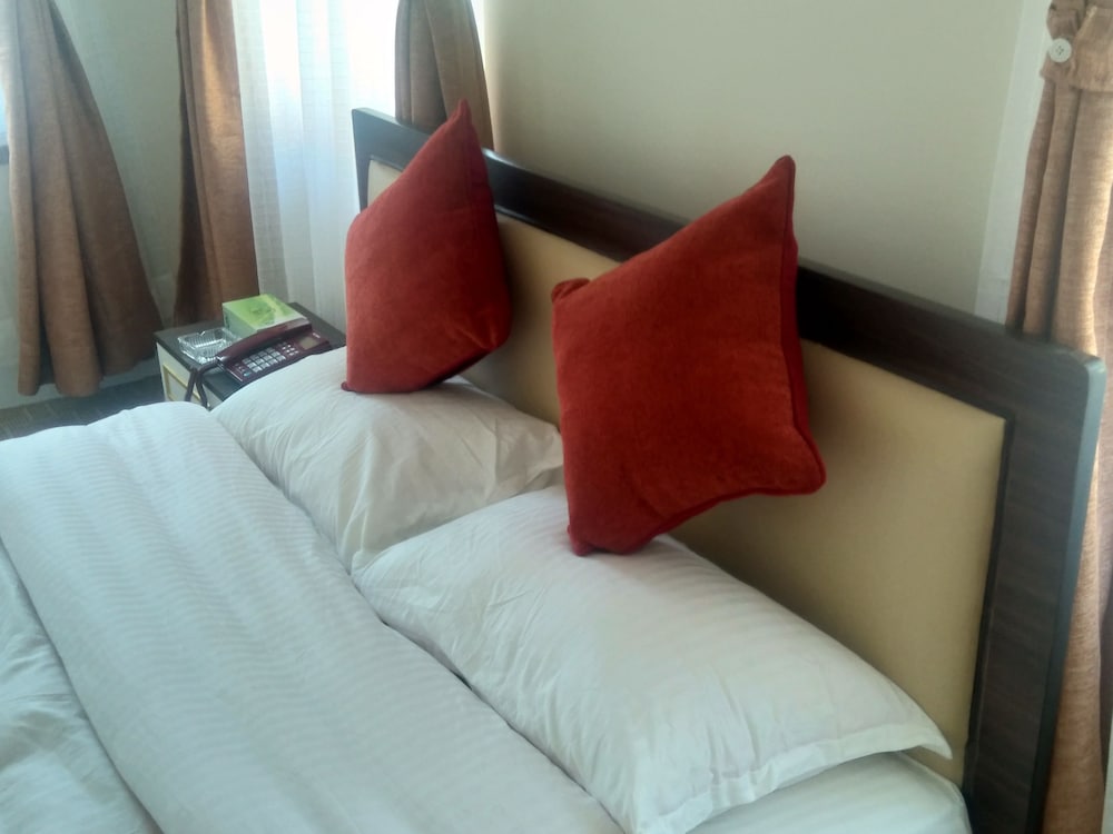 Comfort Triple Room, Multiple Beds, Shared Bathroom photo 3