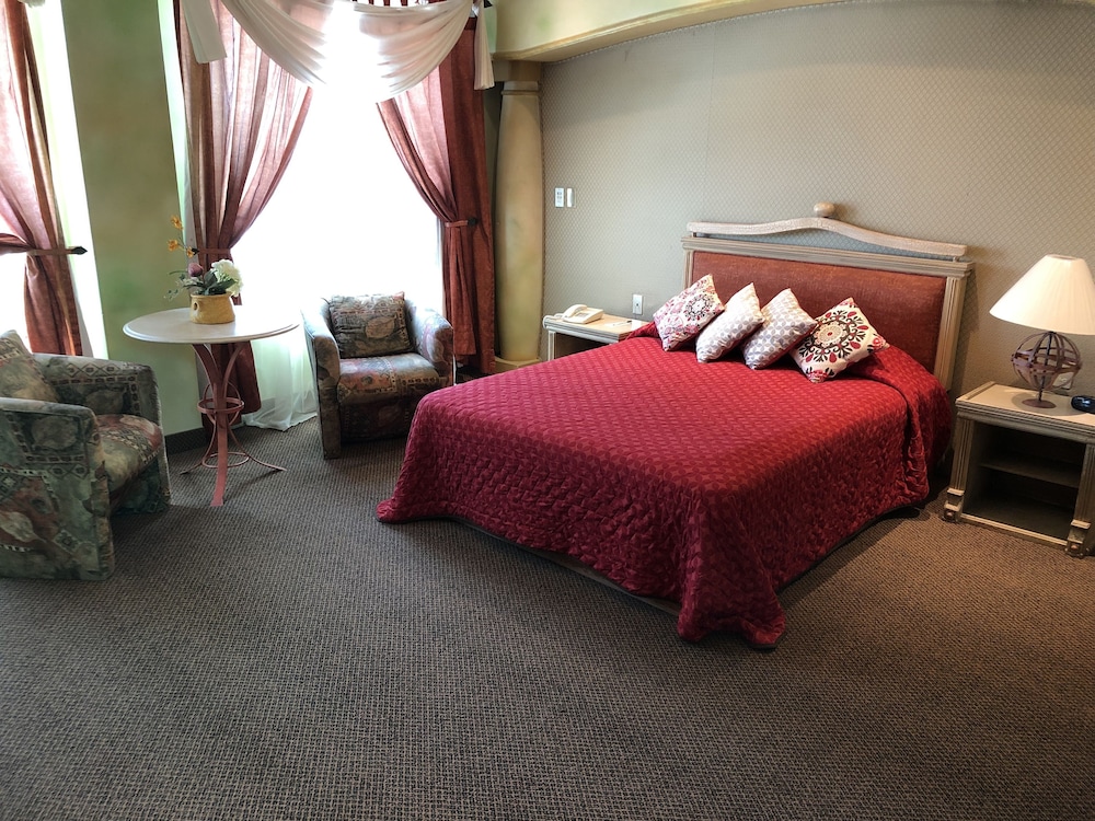 Suite, Jetted Tub
