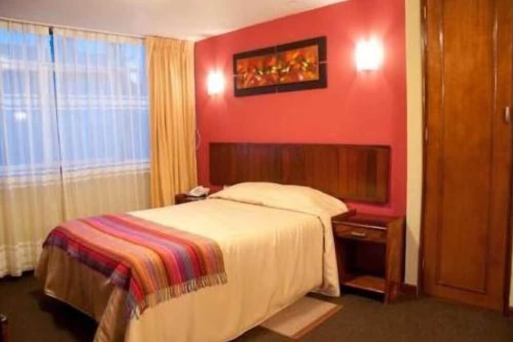 Basic Double Room photo 3