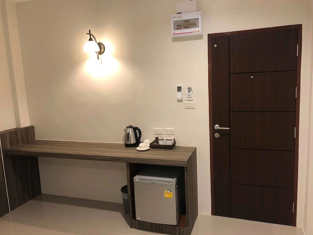 Basic Twin Room - Photo 5