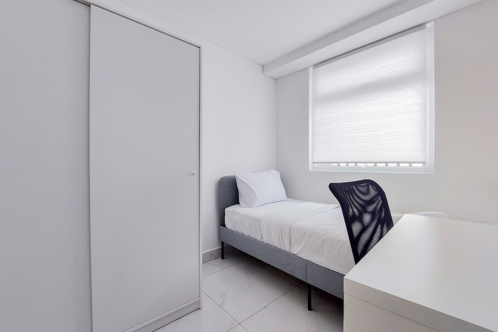 Deluxe Apartment photo 2