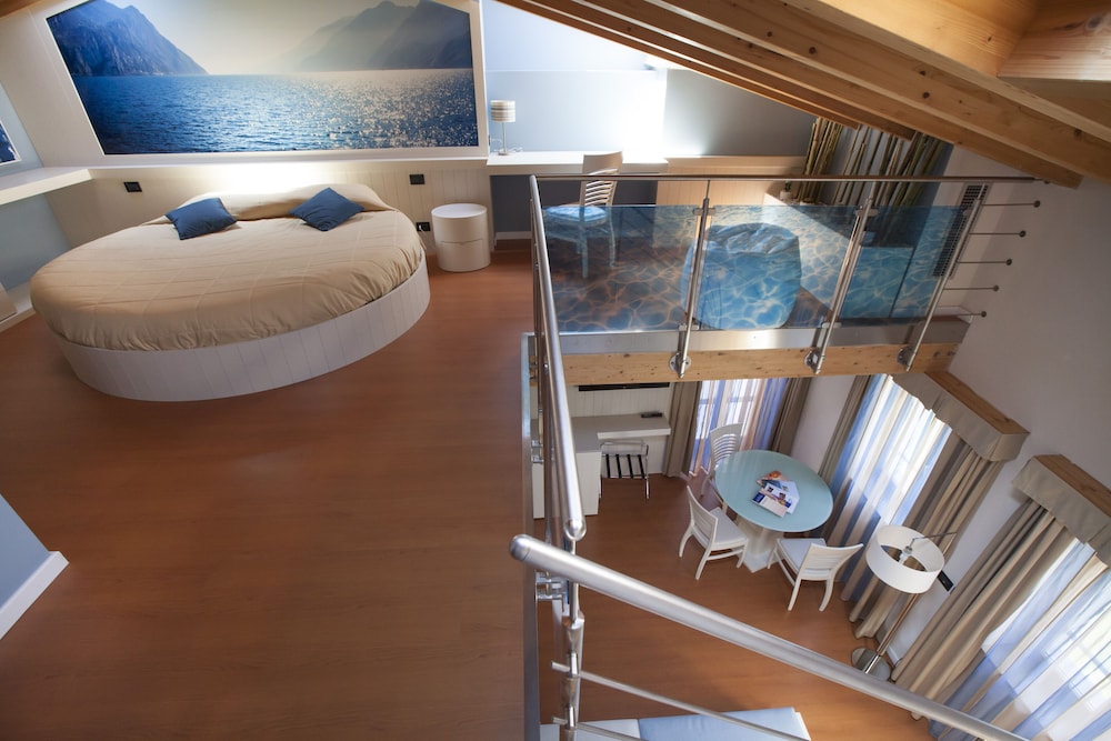 Suite, Balcony, Lake View (Duplex Paradise 2 people) photo 1