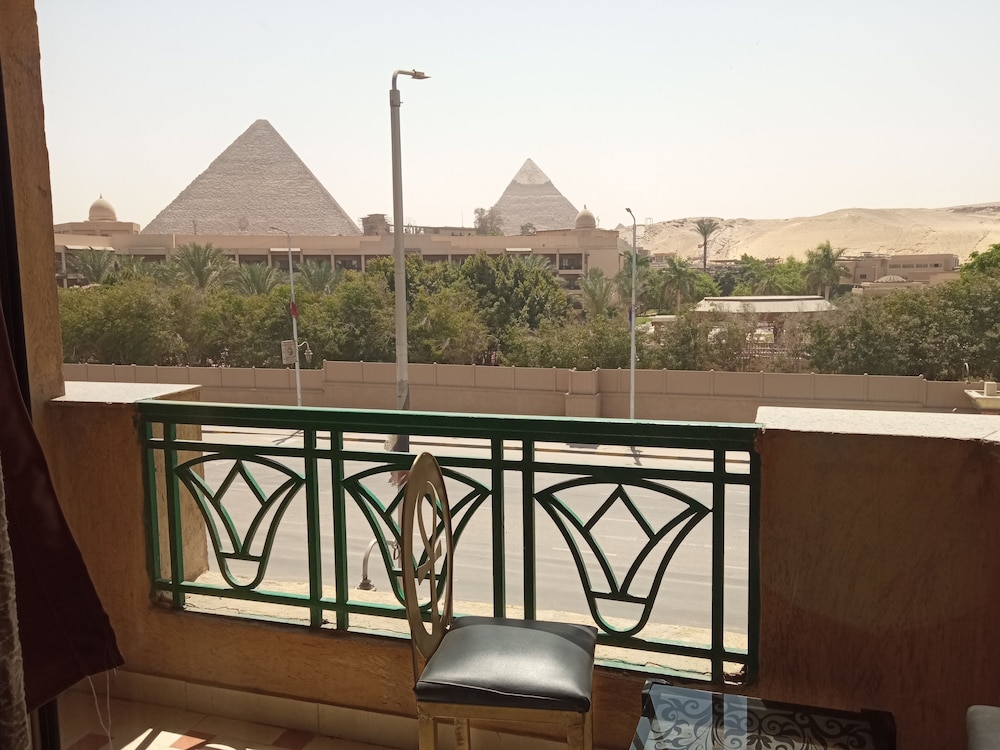 Superior Double Room Pyramids View - Photo 26