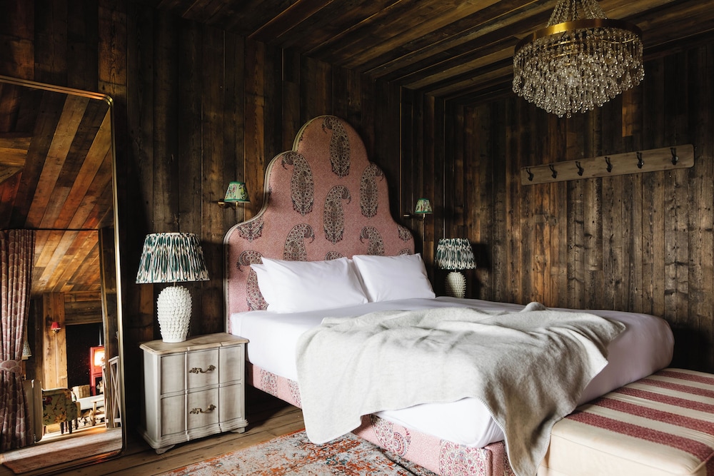 The Lakeview Suite - Photo 2