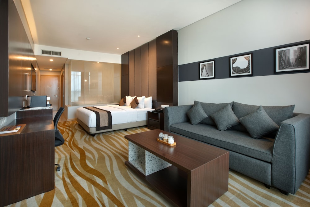 Junior Double Room, 1 King Bed photo 2