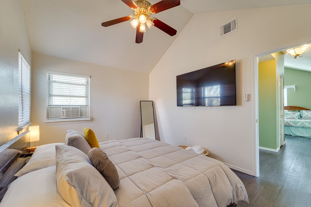 Basic Apartment, 2 Bedrooms, Courtyard View, Ground Floor