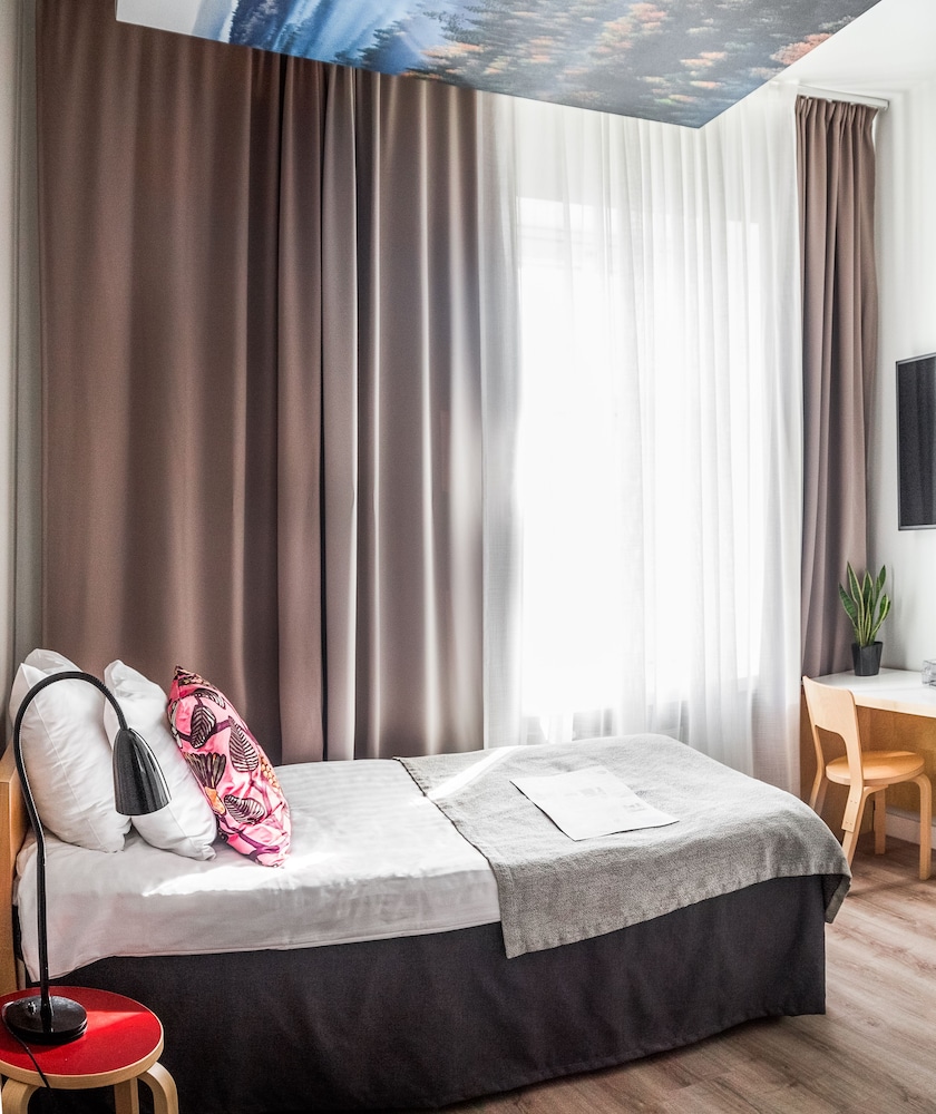 Smart Single Room