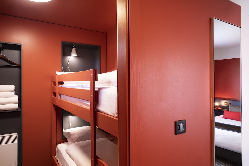 Family Quadruple Room - Photo 2