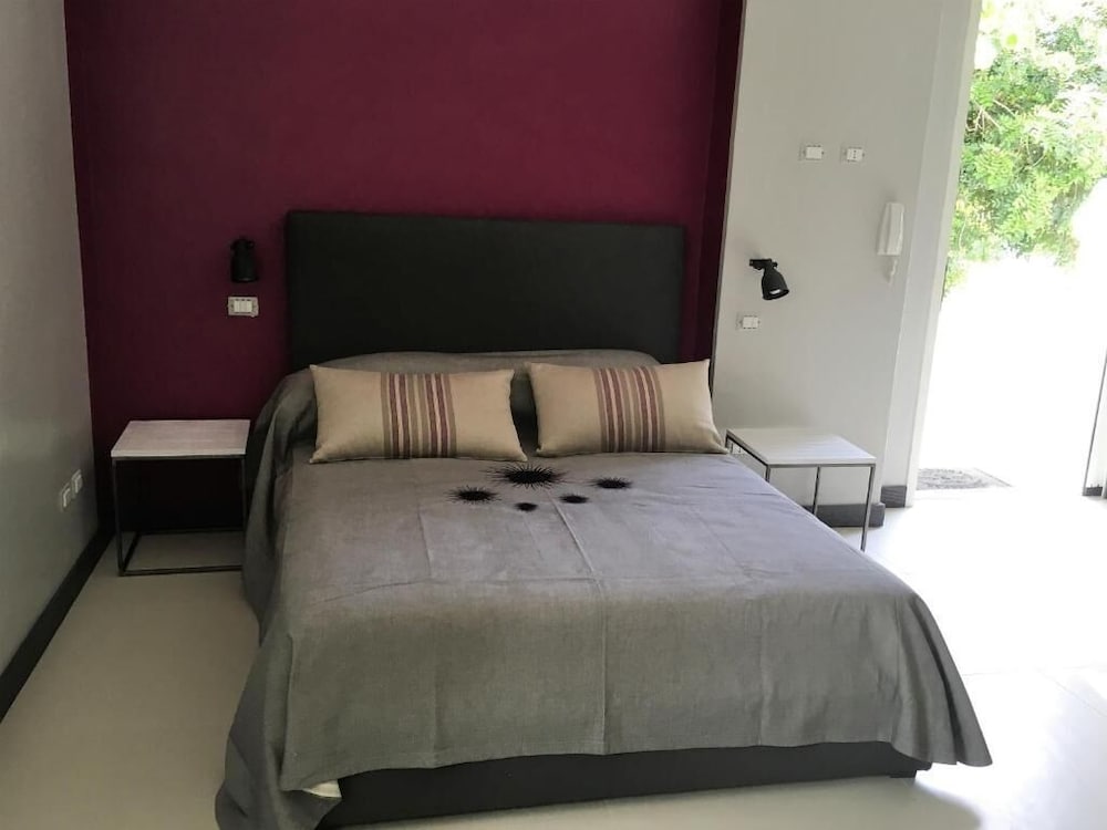 Ada Apartment