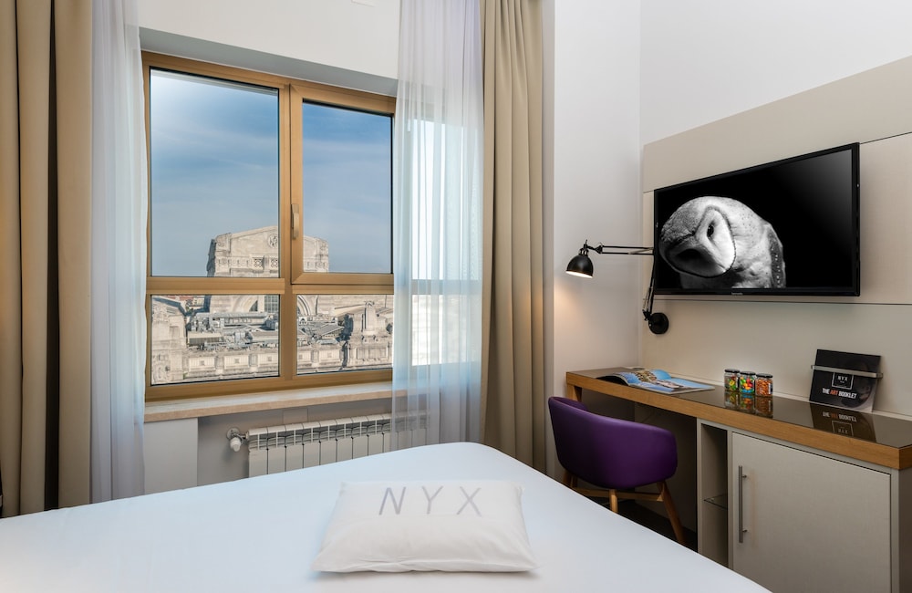 Room (Little Star)