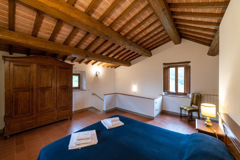 Comfort Apartment, 2 Bedrooms, Balcony, Pool View photo 2