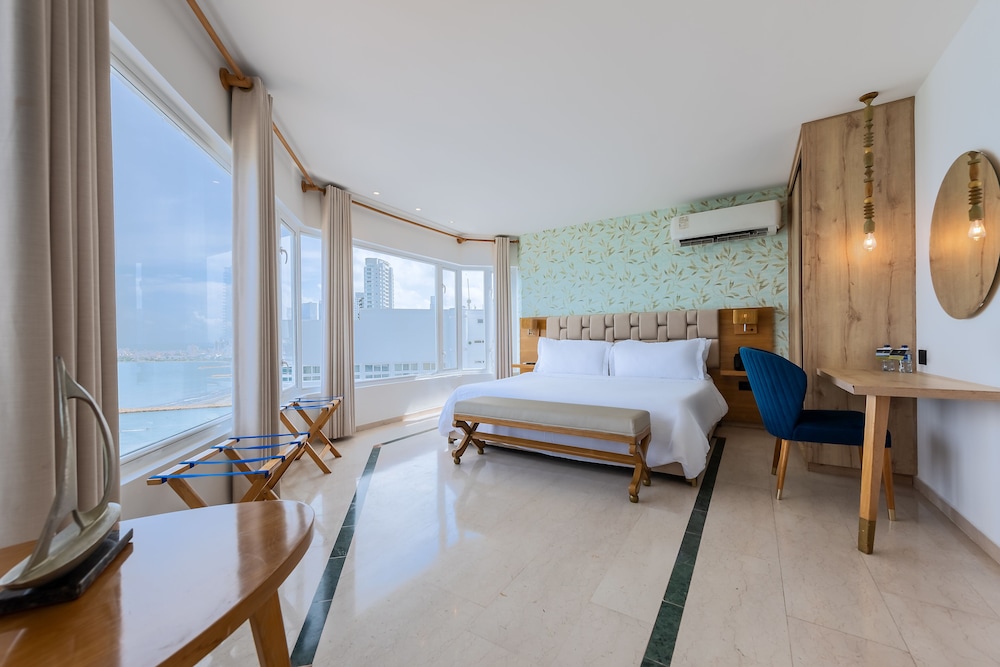 Deluxe Room, Ocean View