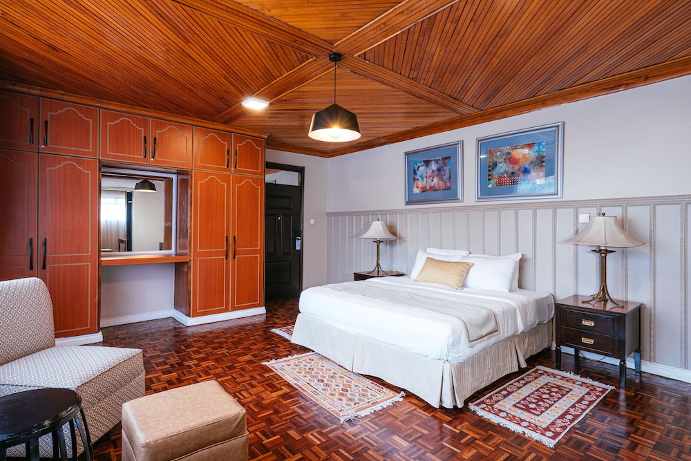 Executive Suite photo 1