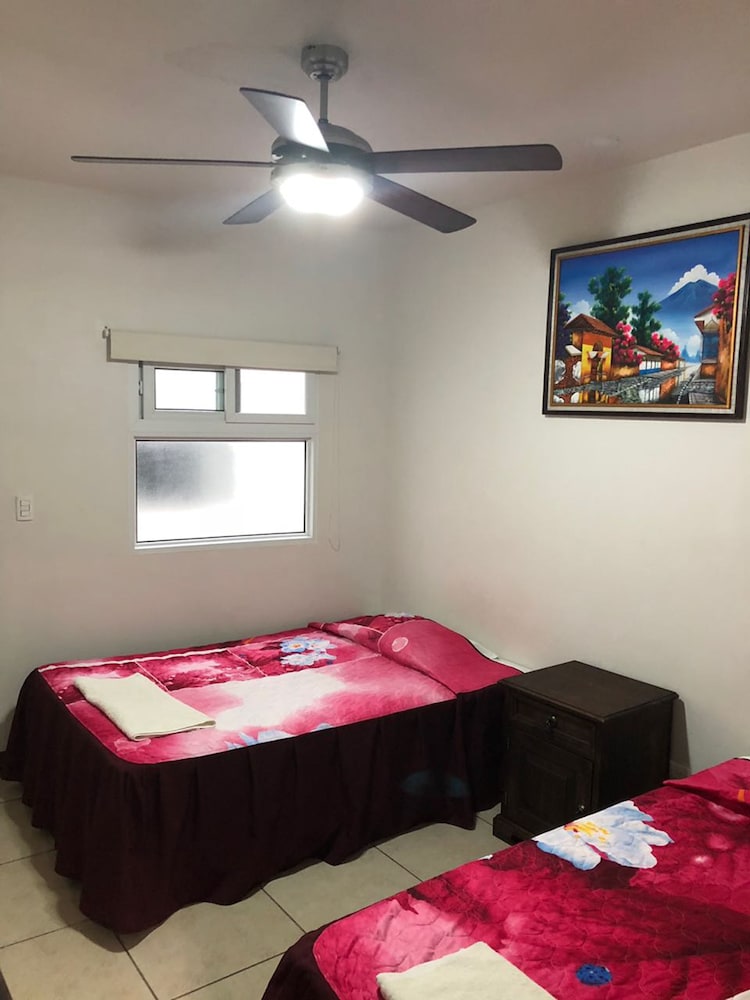 Basic Quadruple Room, 2 Double Beds, Private Bathroom photo 3