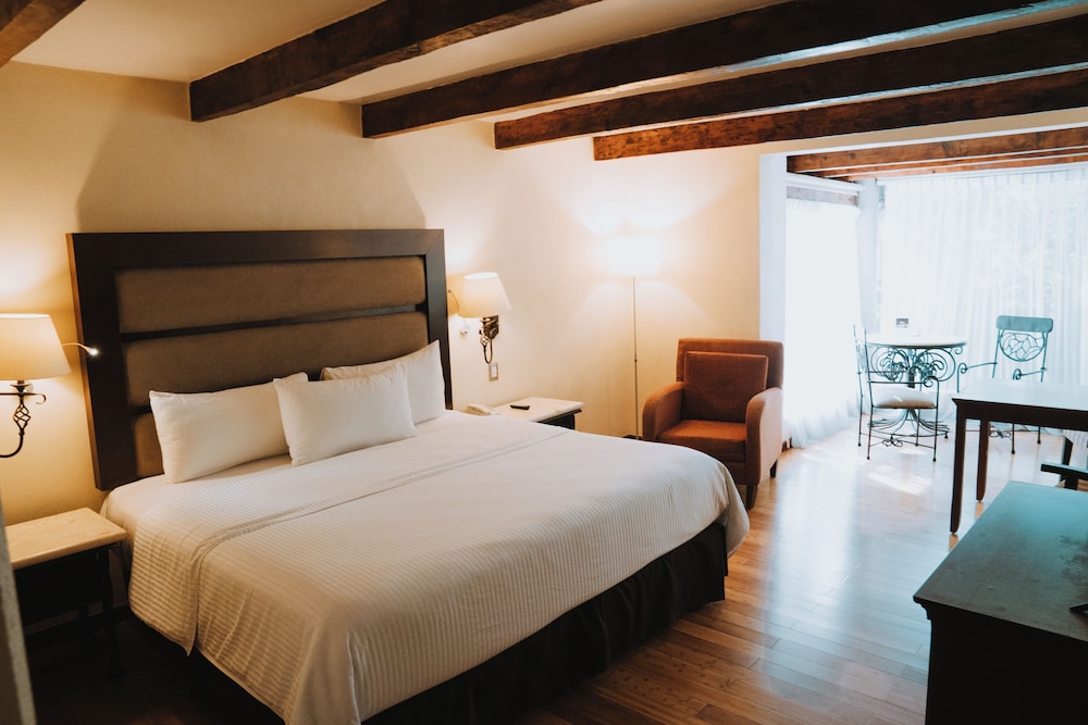 Grand Room - Photo 19
