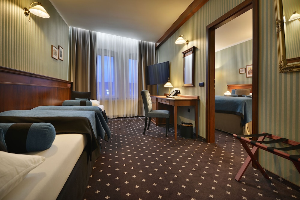 Deluxe Quadruple Room photo 1