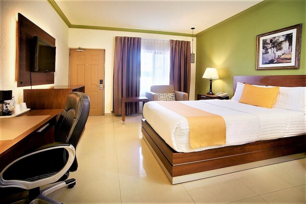 Standard Room, 1 Double Bed, Non Smoking - Photo 2