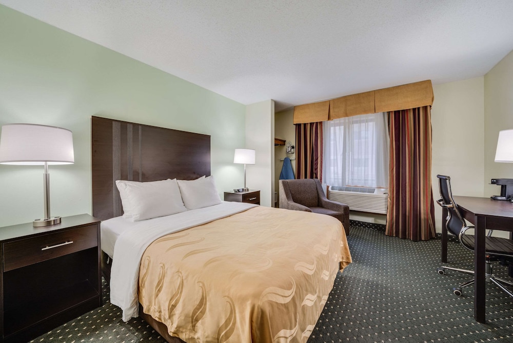 Room, 1 Queen Bed, Accessible, Non Smoking - Photo 1