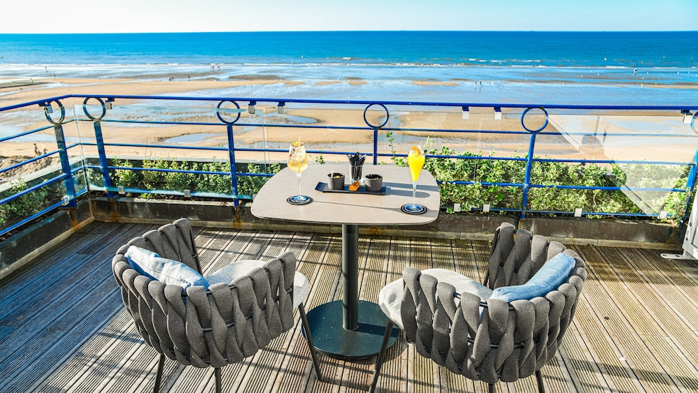 Chambre Deluxe, 1 très grand lit, terrasse, vue mer Chambre Deluxe, 1 très grand lit, terrasse, vue mer